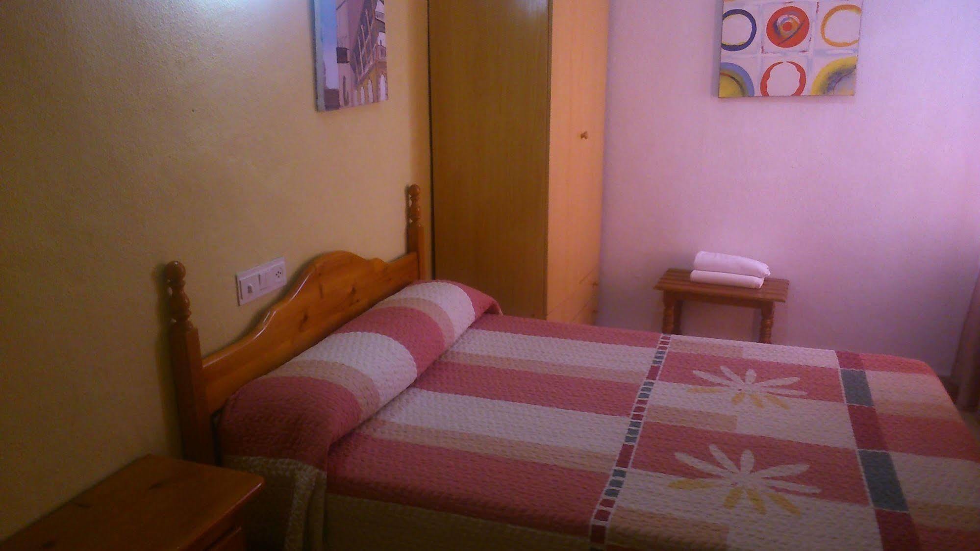 Hostal Virgen Del Rocio Ronda Kültér fotó