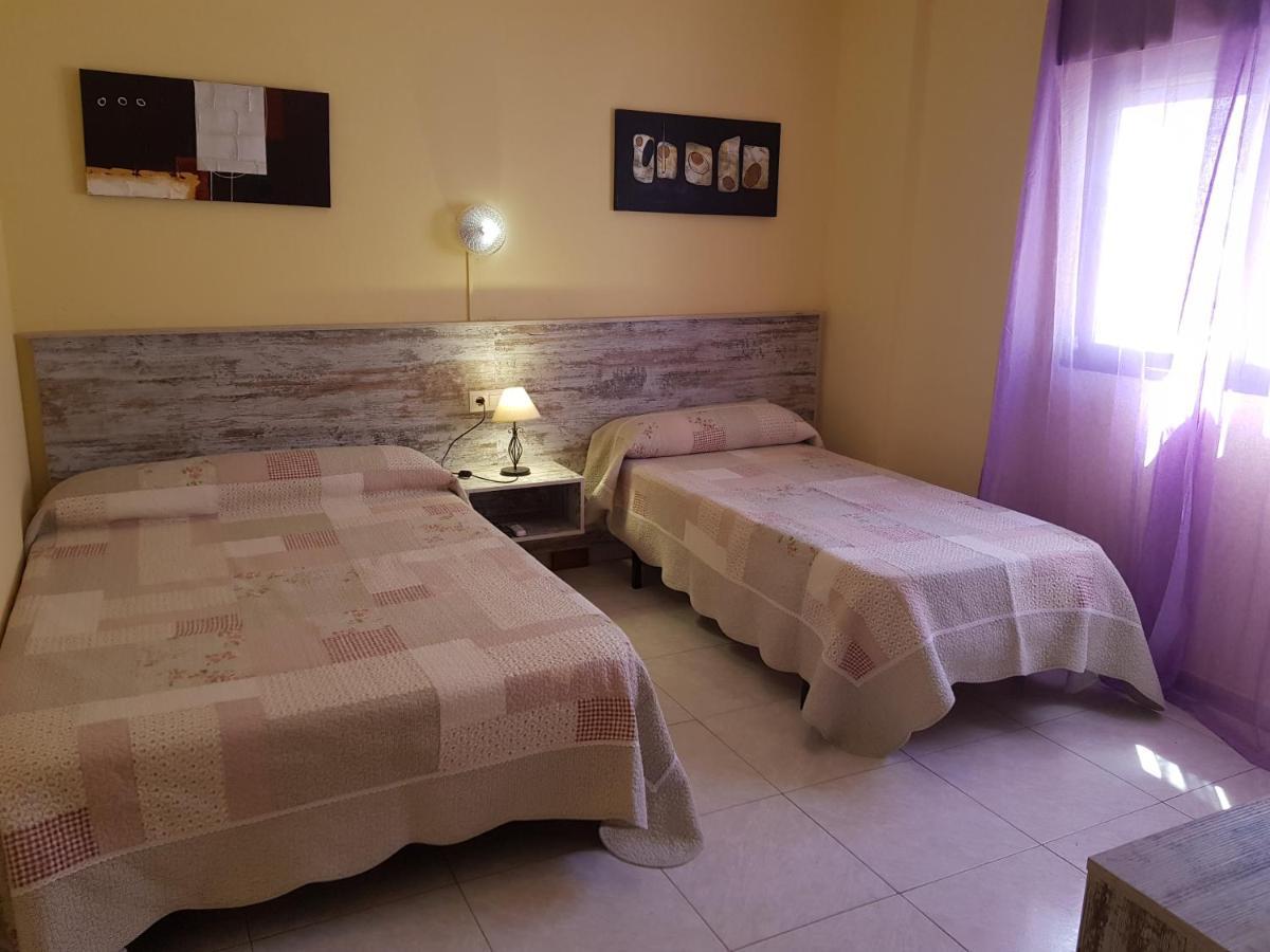 Hostal Virgen Del Rocio Ronda Kültér fotó