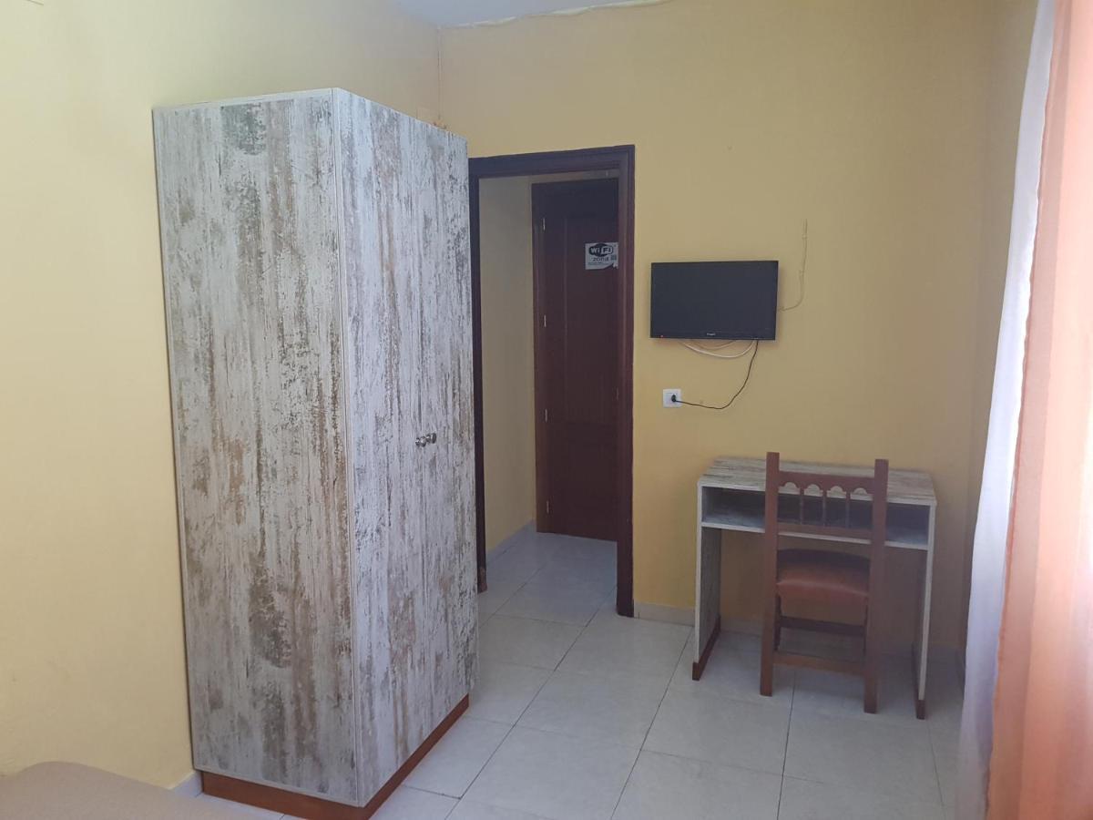Hostal Virgen Del Rocio Ronda Kültér fotó